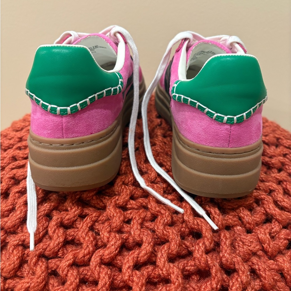 Steve Madden Pink Suede Sneakers 8.5 - Picture 5 of 8
